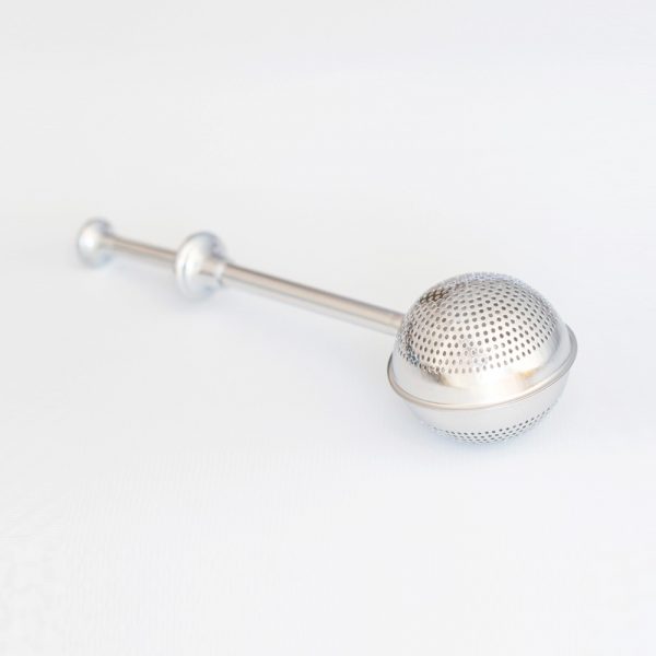 Infuser with snap handle